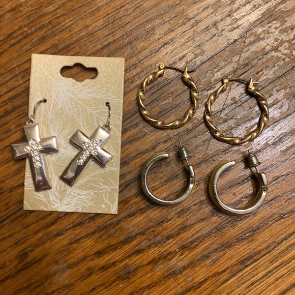 Cross Earring Collection - Picture 10 of 10